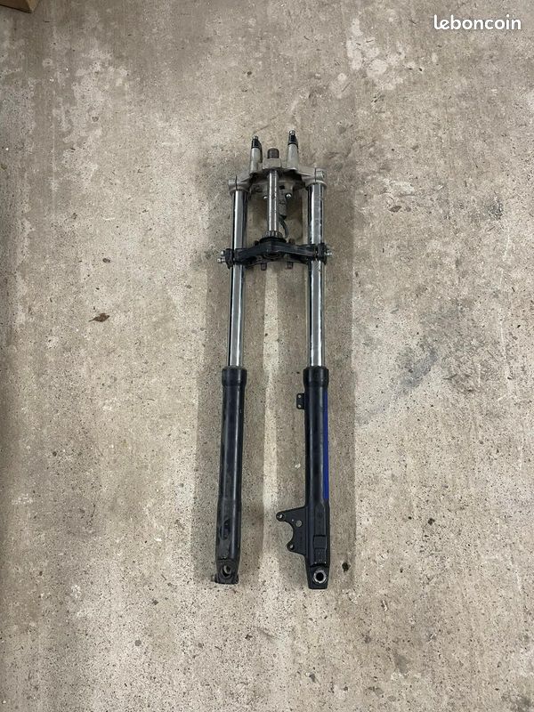 Fourche Yamaha dt (image 2)