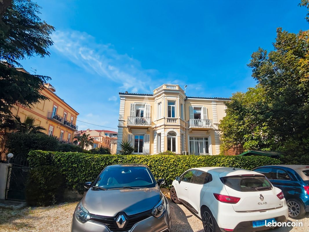 Appartement 3 pièces 77 m² · à Cannes · 77 m² · 385 000 €