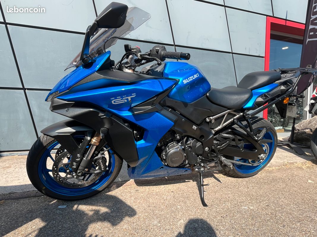 Suzuki gsxs 1000 gt 2023 - 220/mois (image 2)