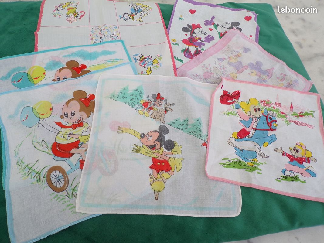 Lot mouchoirs anciens enfants (image 1)
