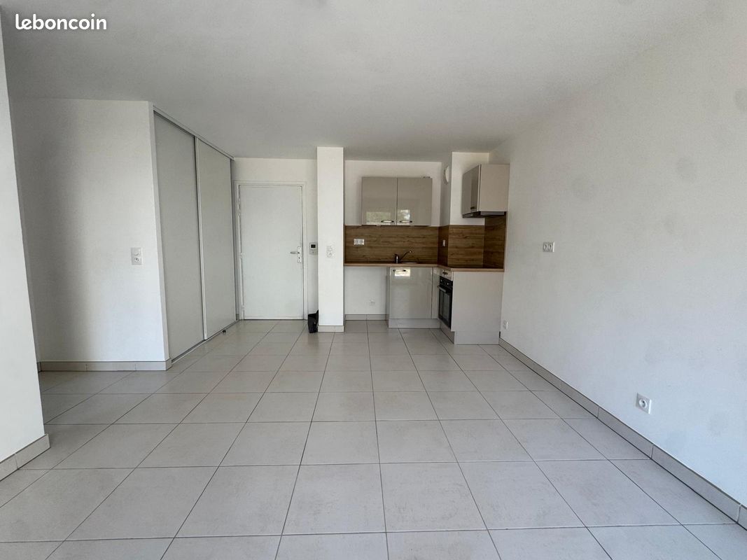 Appartement 2 pièces 41 m² · à Dammarie-les-Lys · 41 m² · 814 €/mois