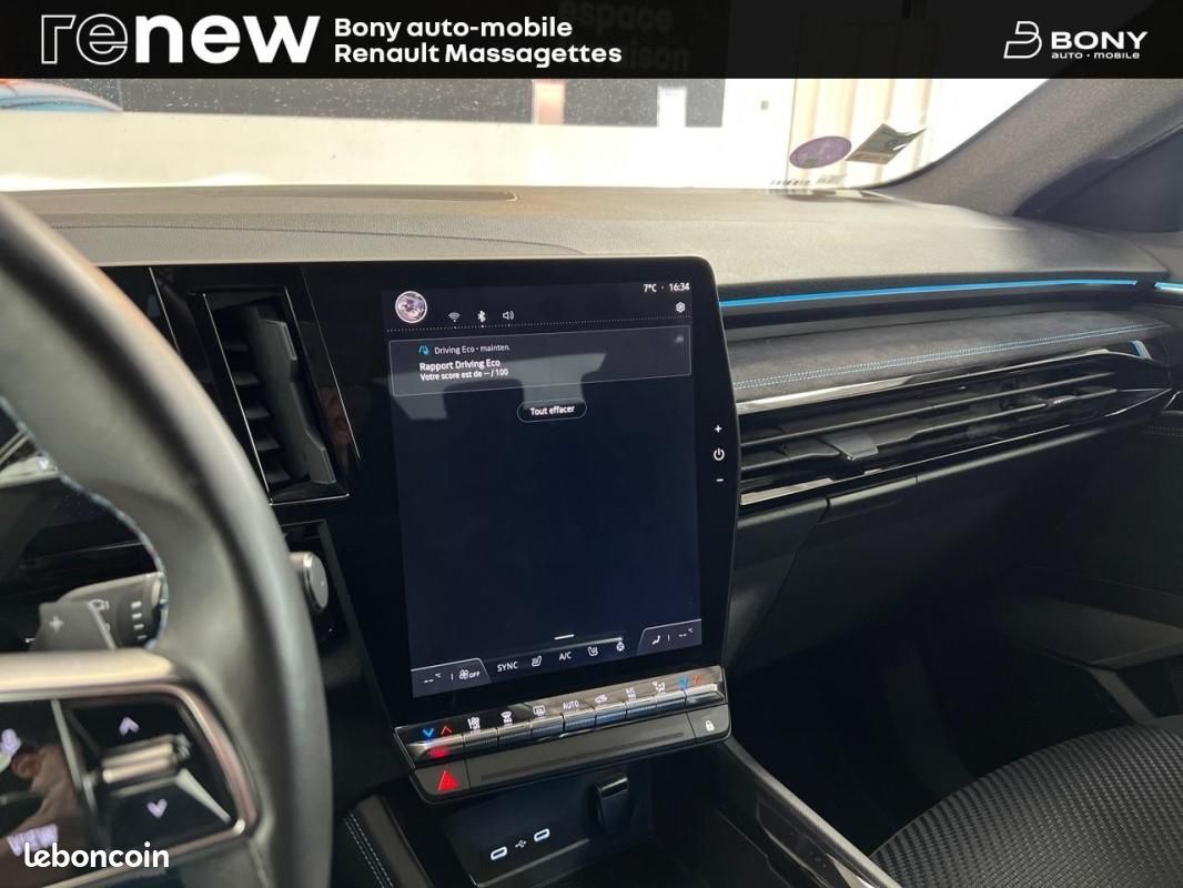 Renault Austral E-Tech hybrid 200 Iconic esprit Alpine (image 14)