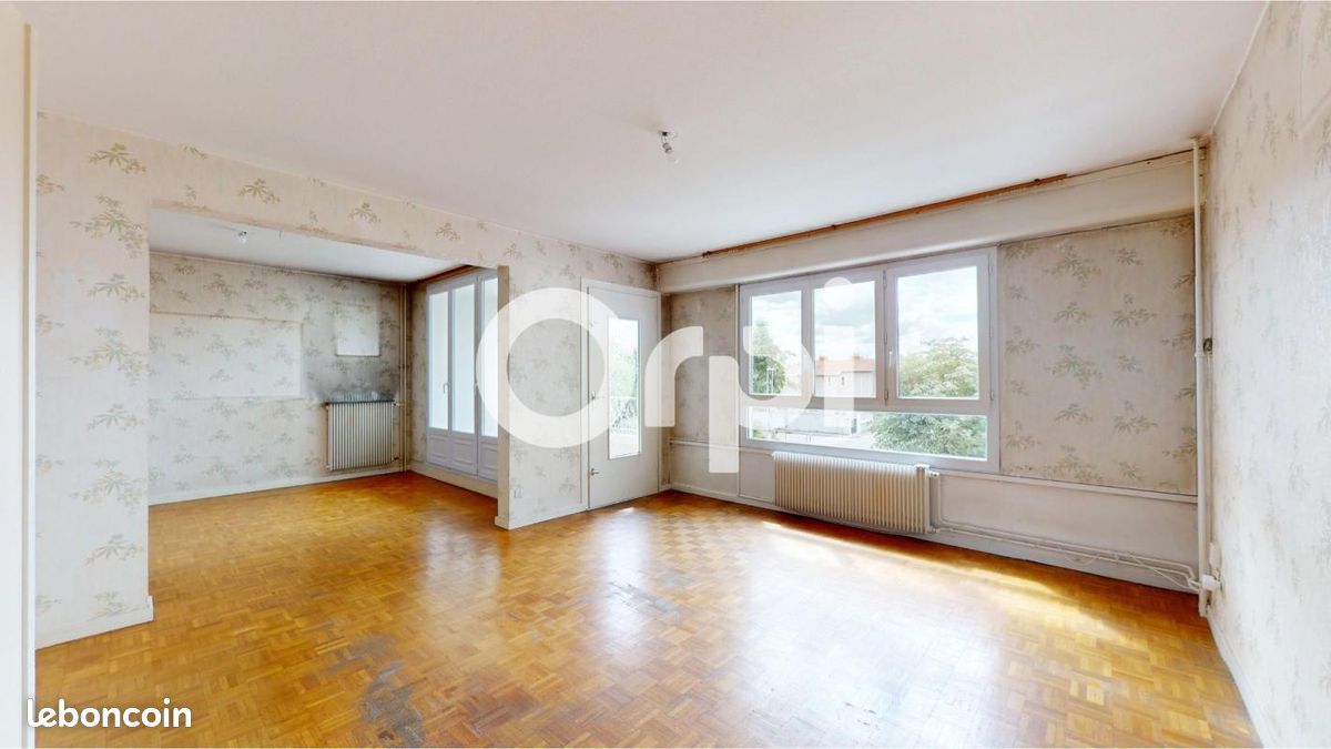 Appartement 3 pièces 73 m² · à Bron · 73 m² · 200 000 €