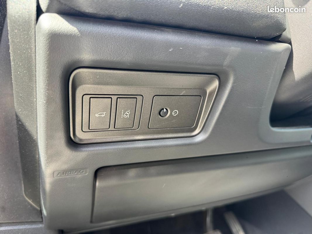 LAND ROVER RANGE ROVER EVOQUE 2.0 TD4 180cv SE Dynamic 4x4 (image 19)
