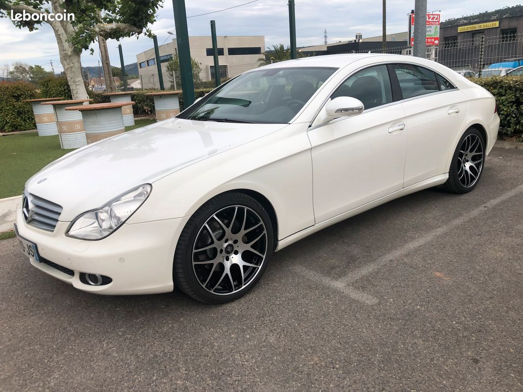 Mercedes CLS 320 cdi - Voitures