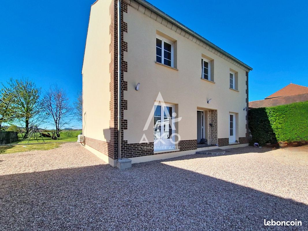 Maison 6 pièces 140 m² · à Auneuil · 140 m² · 297 500 €