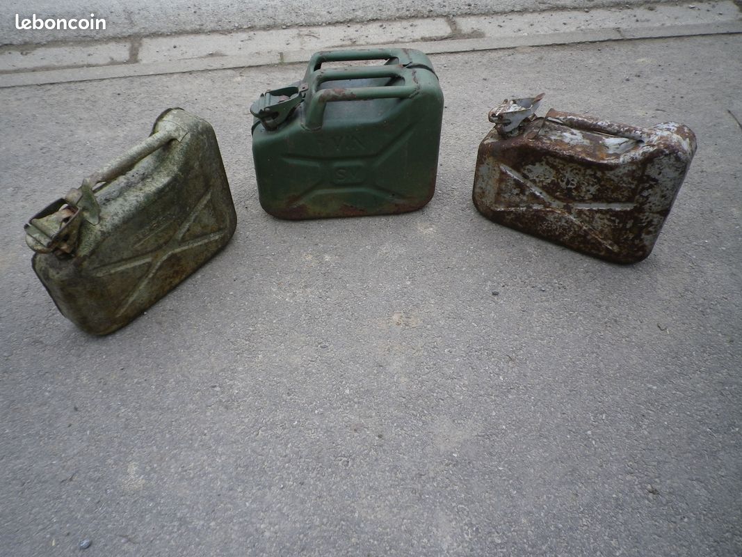 JERRICAN'S 2 x 5 litres et 1 de 10 litres (image 1)