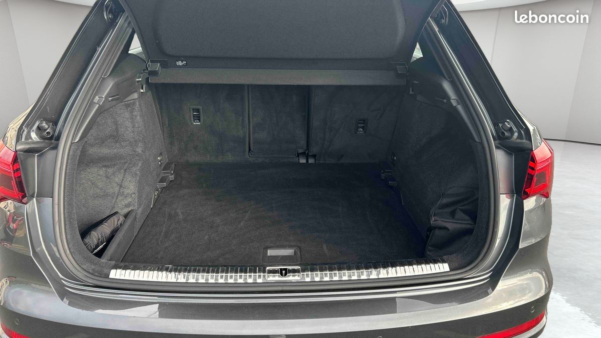 AUDI Q3 TDI 150 ch S tronic 7 S line (image 13)