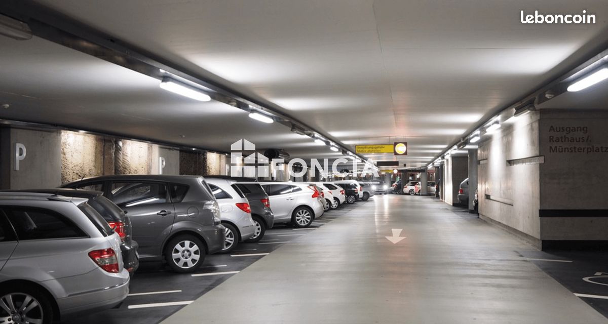Parking 12 m² · à Romainville · 12 m² · 18 000 €