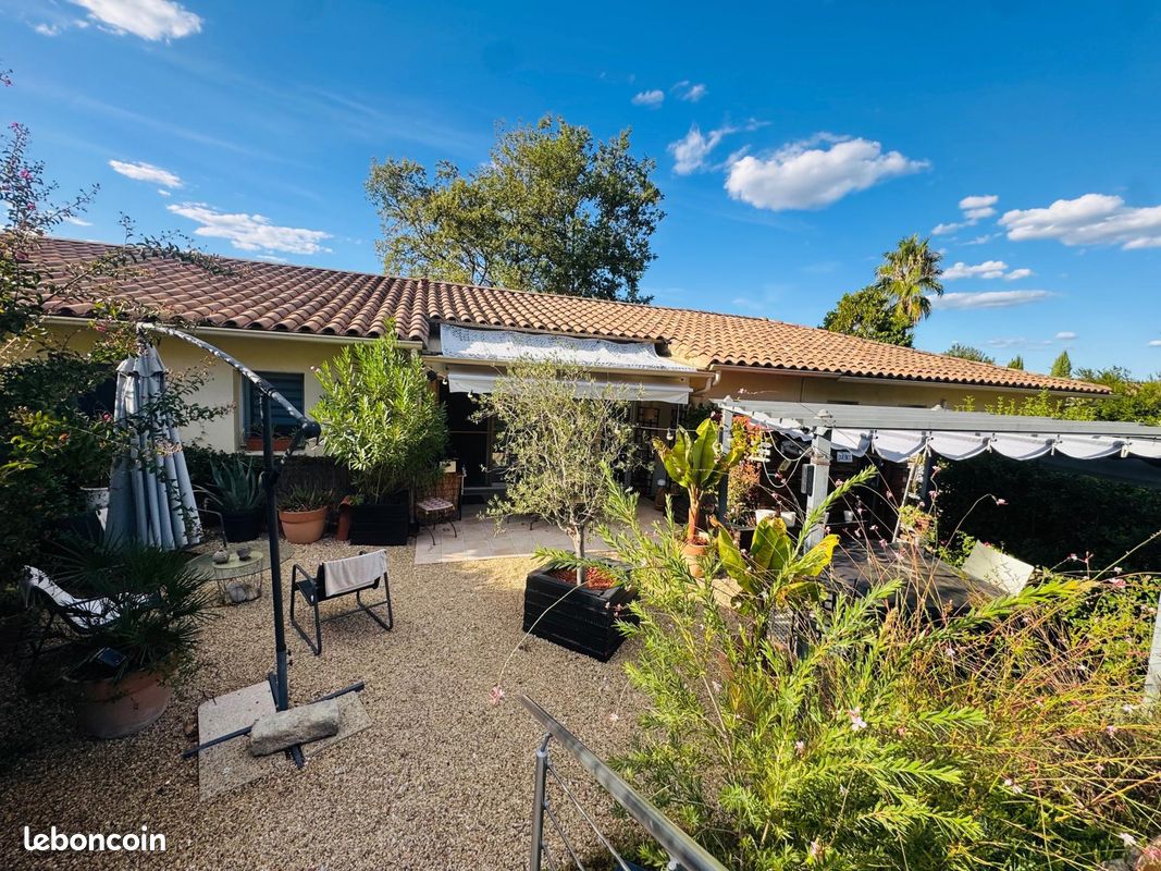 Maison 5 pièces 100 m² · à Villevieille · 100 m² · 319 900 €