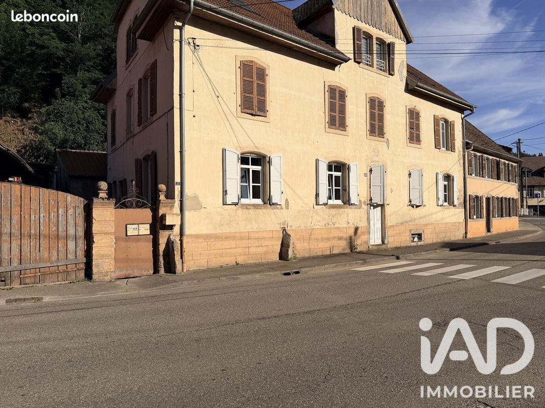 Appartement 5 pièces 136 m² · à Lutzelbourg · 136 m² · 92 000 €