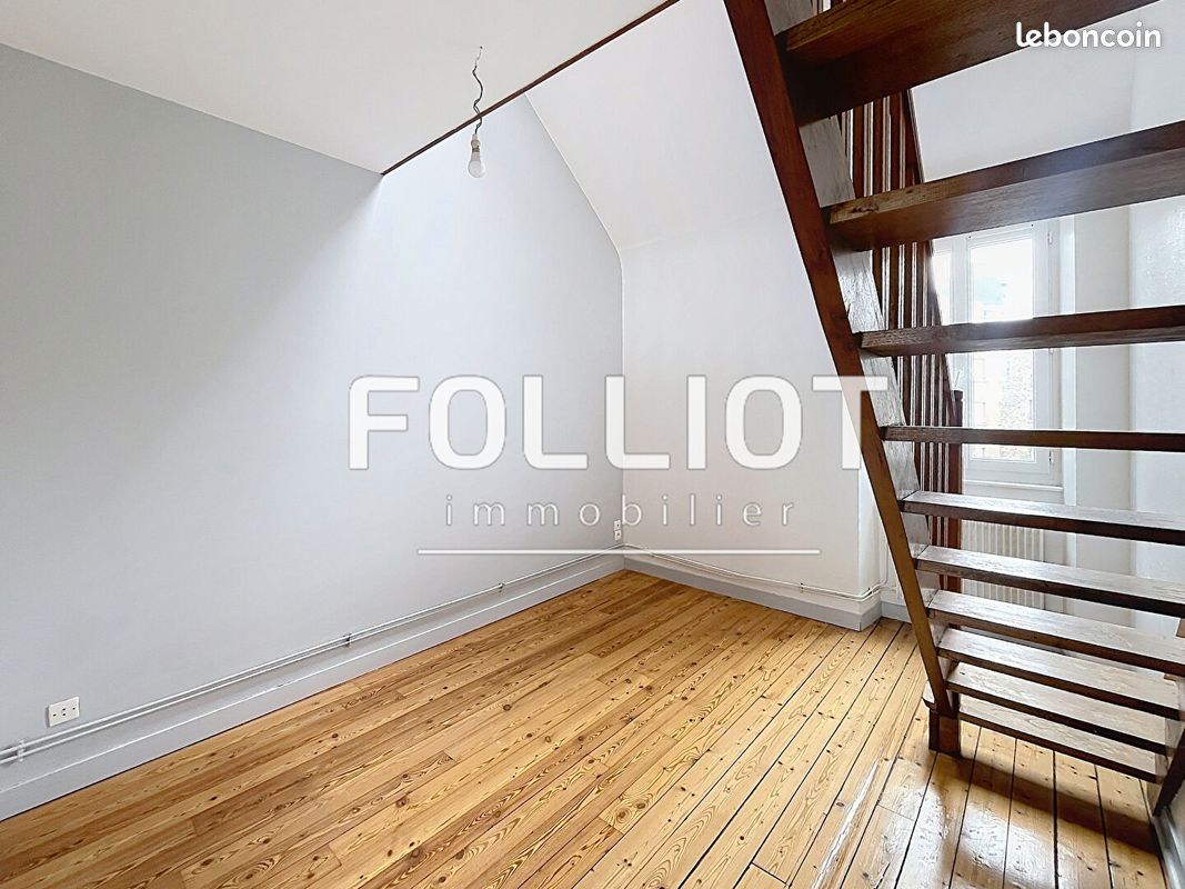 Appartement 2 pièces 25 m² · à Fougères · 25 m² · 360 €
