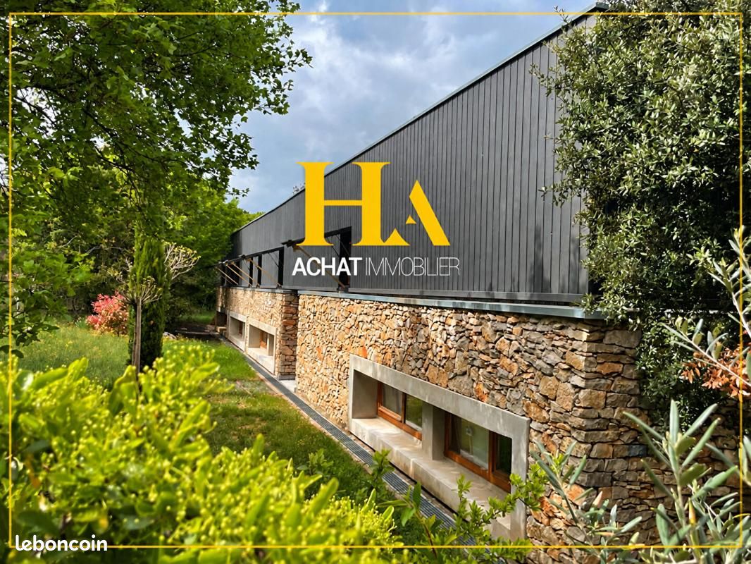 Maison 7 pièces 286 m² · à Ferrières-les-Verreries · 286 m² · 865 000 €