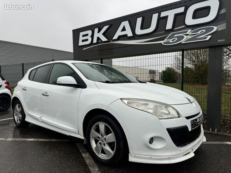 Renault MEGANE III N1 1.5 DCI 105CH EXPRESSION PRO ECO² (image 1)