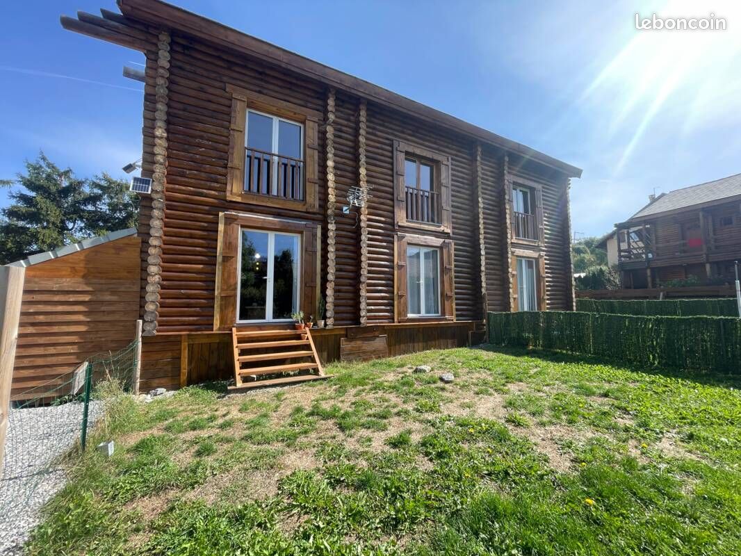 Appartement 3 pièces 64 m² · à Ancelle · 64 m² · 182 000 €