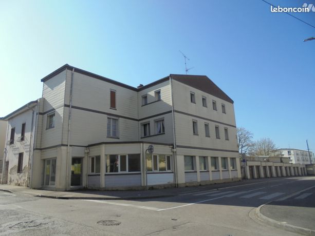 Maison 7 pièces 308 m²