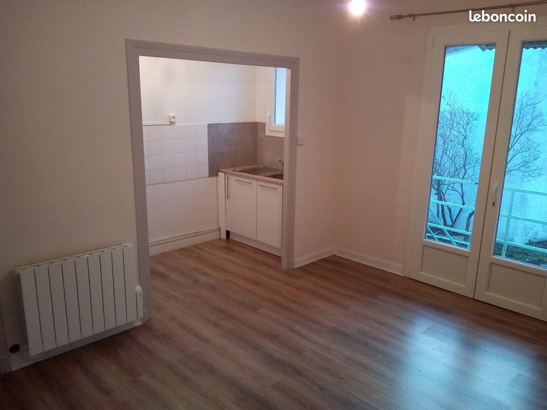 Appartement 2 pièces 33 m² · à Montluçon · 33 m² · 350 €/mois