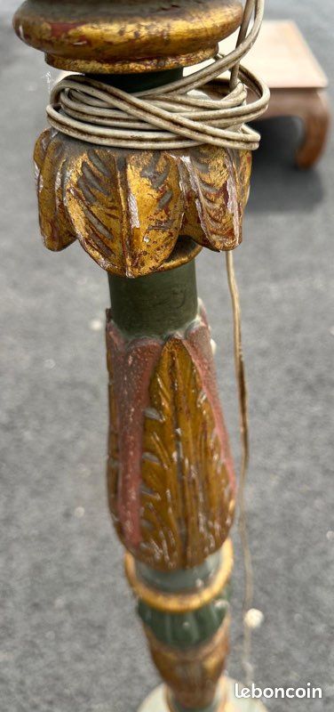 Pied de lampadaire ancien (image 4)