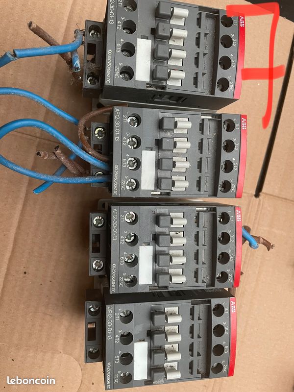 Interrupteur disjoncteur fusible temporisation … Materiel divers électricité pour compteur : Disjoncteur (image 7)