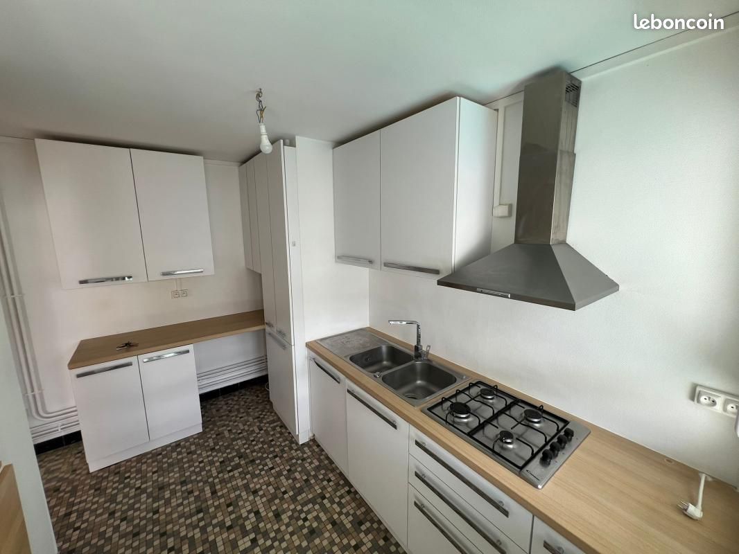 Appartement 3 pièces 61 m² · à Clermont-Ferrand · 61 m² · 725 €/mois