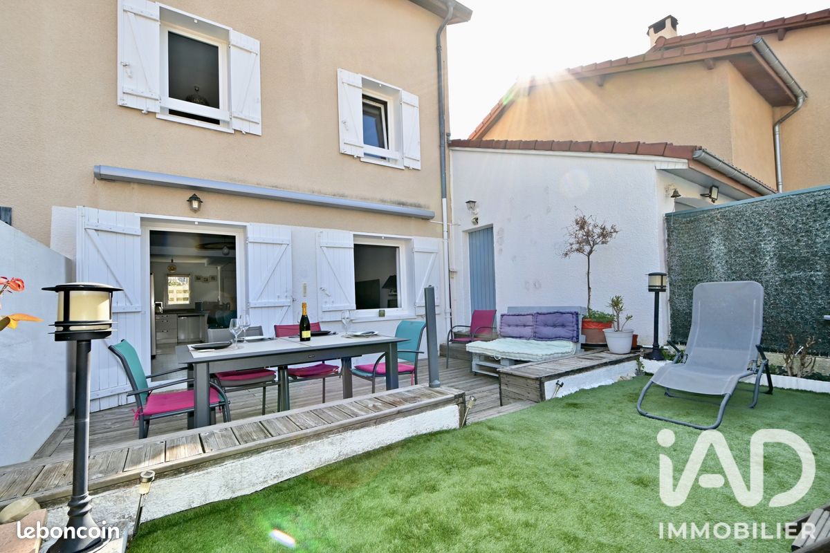 Maison 5 pièces 99 m² · à Saint-Bonnet-de-Mure · 99 m² · 339 000 €