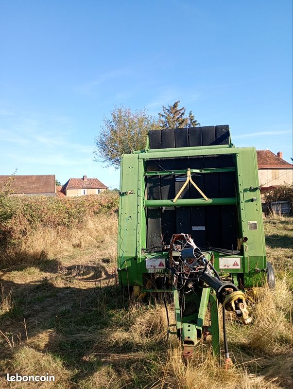 Presse John Deere 540 (image 3)