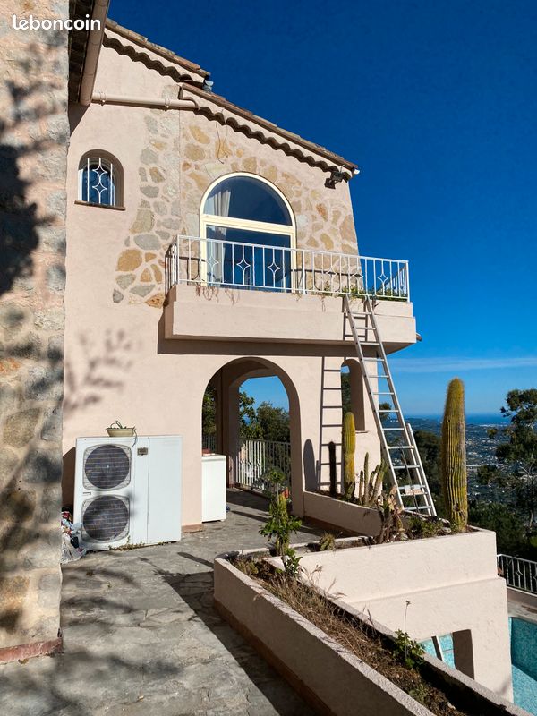 Maison 8 pièces 250 m² · à Grasse · 250 m² · 1 000 000 €