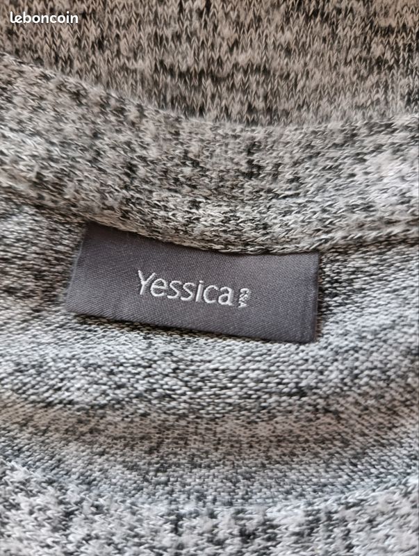 Pull fin gris avec dentelles (image 6)