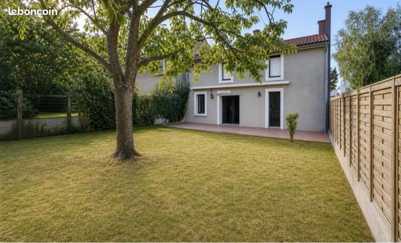Maison 8 pièces 156 m² · à Beaupréau-en-Mauges · 156 m² · 280 000 €