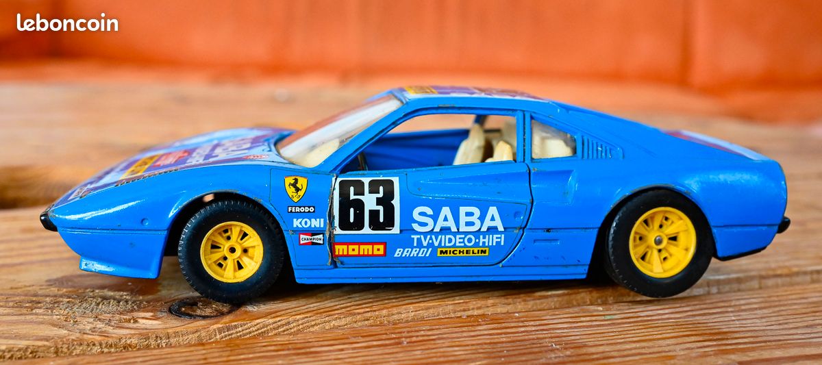 Bburago Burago Ferrari 308 GTB 1/43 promotionnelle rare  Lindt