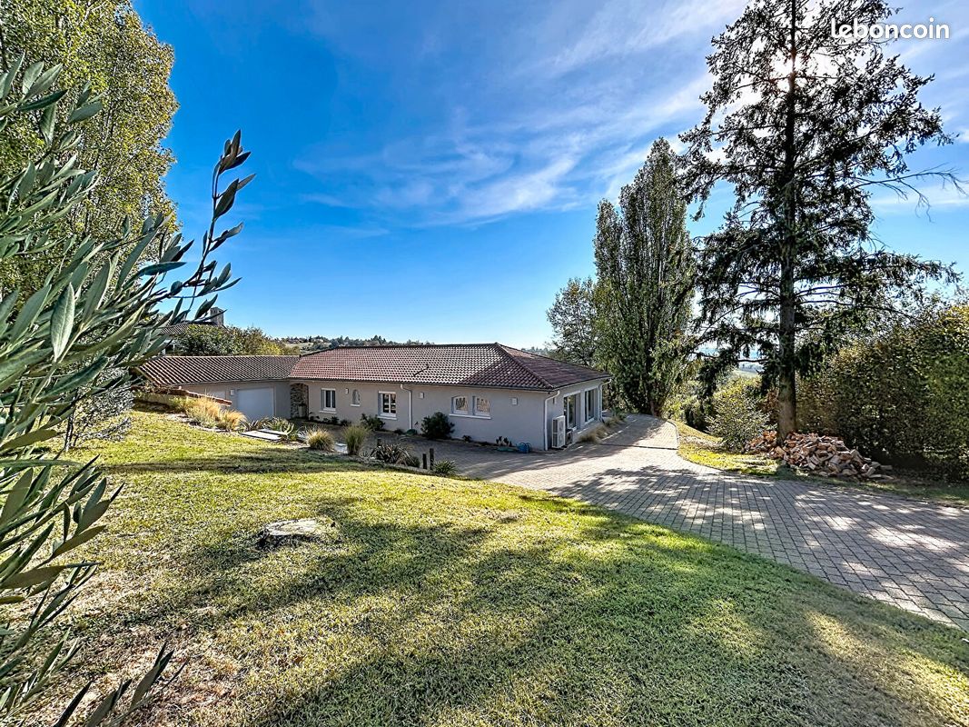 Maison 7 pièces 222 m² · à Saint-Bonnet-les-Oules · 222 m² · 680 000 €
