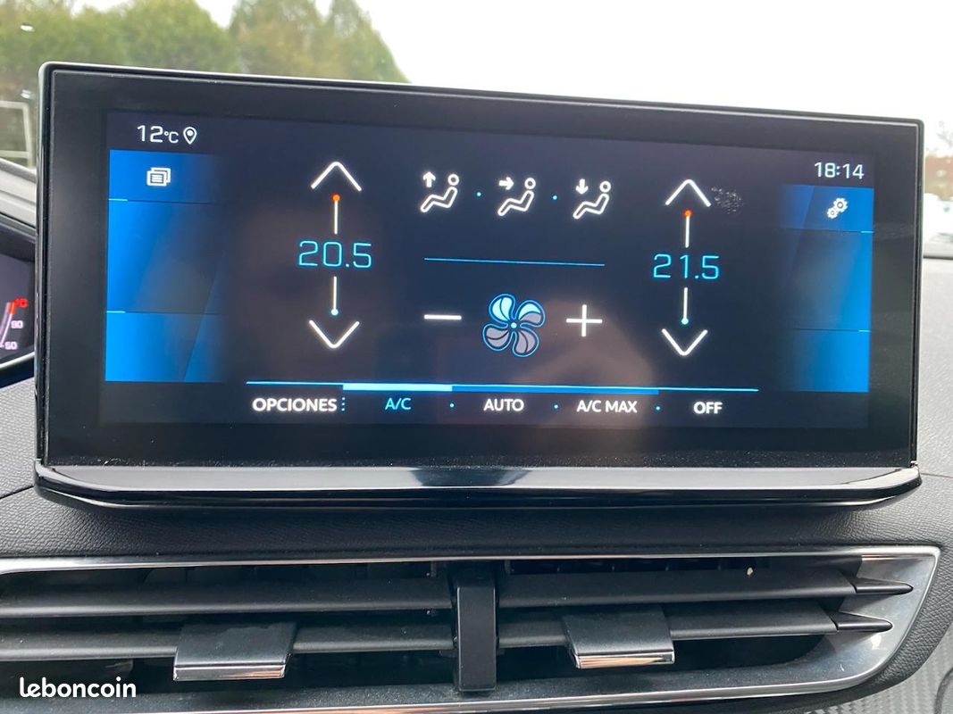 PEUGEOT 3008 1.2i 12V S&S - 130 Allure - Caméra de Recul + GPS (image 10)