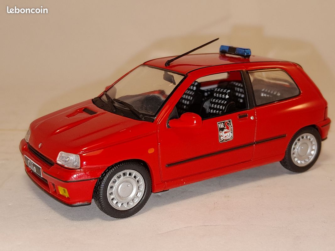 PROVENCE MOULAGE K1071 RENAULT Megane Présentation Kit Car