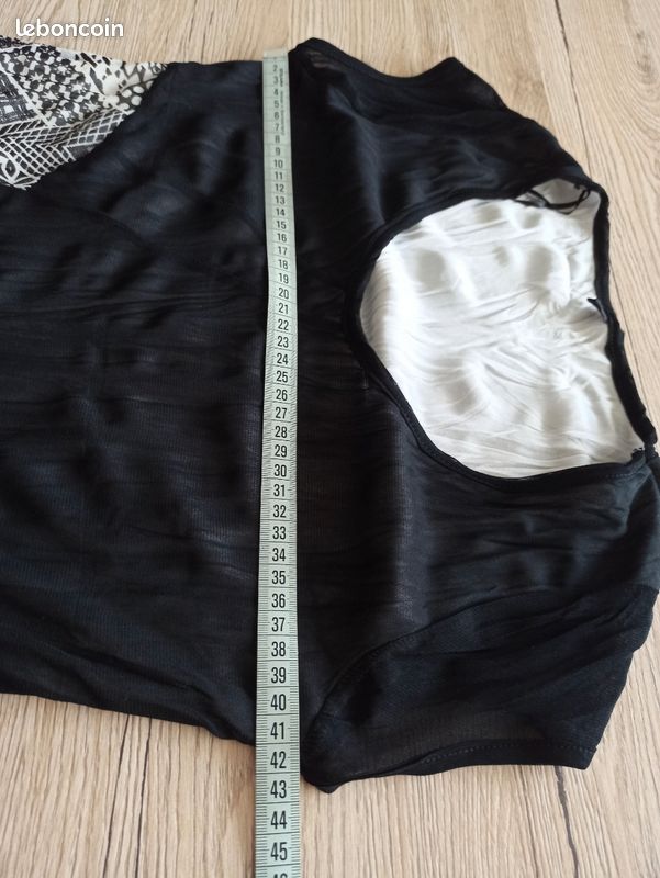 Robe d'été noire et grise en résille imprimée taille L (image 7)