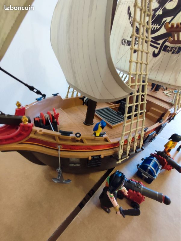 Playmobil pirate (image 3)