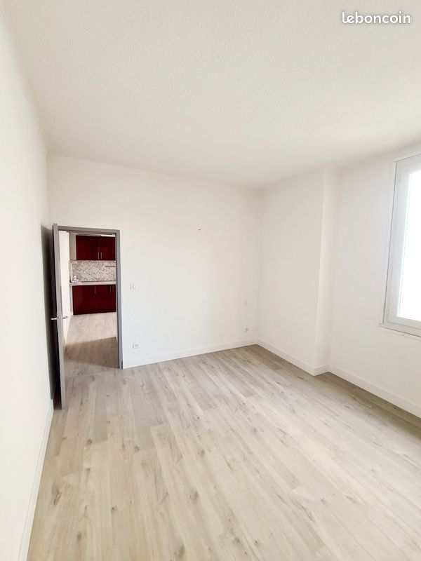 Appartement 3 pièces 46 m² · à Nîmes · 46 m² · 680 €