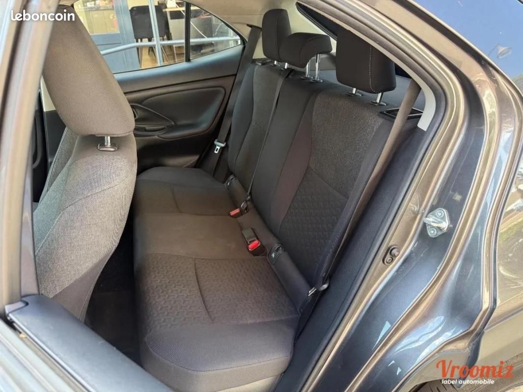 Toyota Yaris CROSS 1.5 114H 90 HYBRID FULL-HYBRID 0.8KWH DESIGN BVA (image 7)