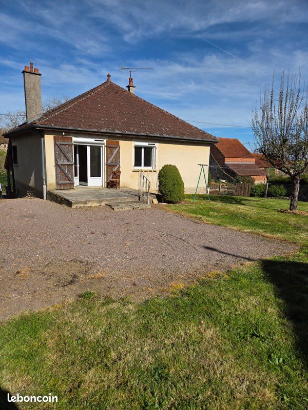 Maison 3 pièces 85 m² · à Corrombles · 85 m² · 79 500 €