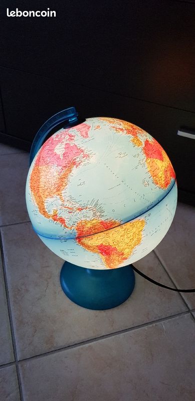 Globe lumineux (image 1)