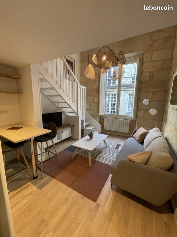 Appartement 2 pièces 26 m² · à Bordeaux · 26 m² · 841 €