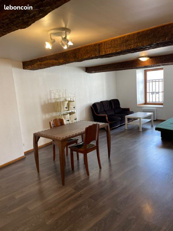 Appartement 3 pièces 53 m² · à Chaumont · 53 m² · 535 €