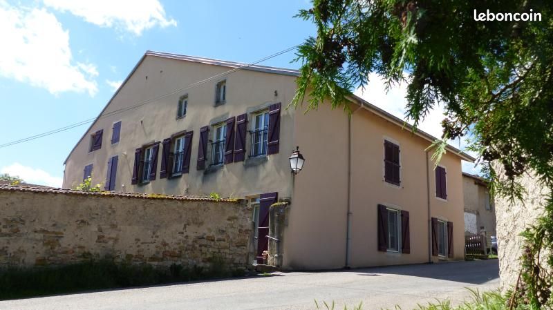 Appartement 3 pièces 77 m² · à Xirocourt · 77 m² · 623 €
