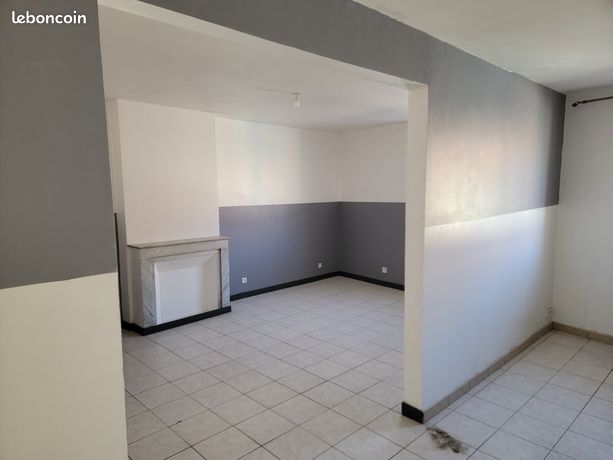 A louer t2 50 m2 a st chamas