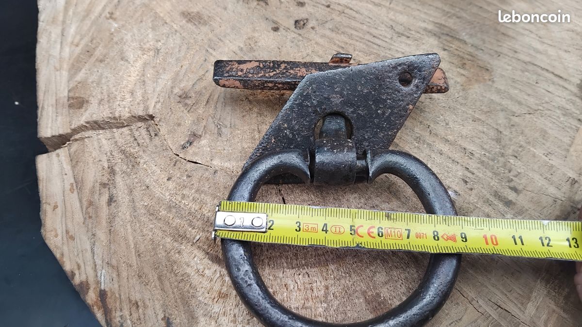 Anciennes Poignées De Porte En Fonte – Avec Clenche Et Serrure – Rénovation
