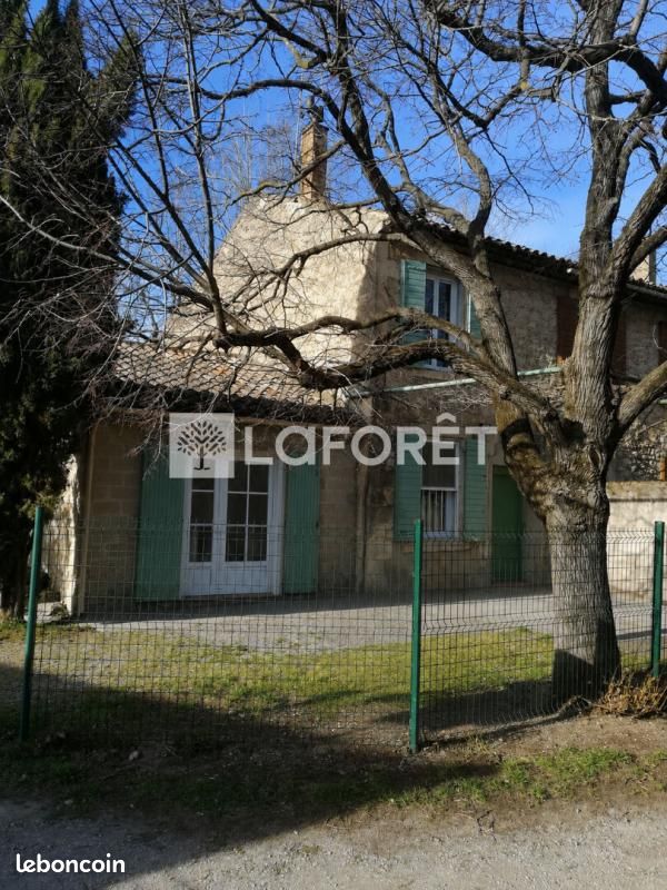 Maison 4 pièces 95 m² · à Mallemort · 95 m² · 1 000 €