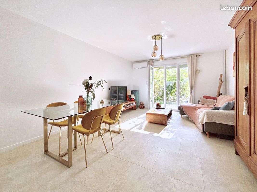 Appartement 3 pièces 70 m² · à Hyères · 70 m² · 345 000 €