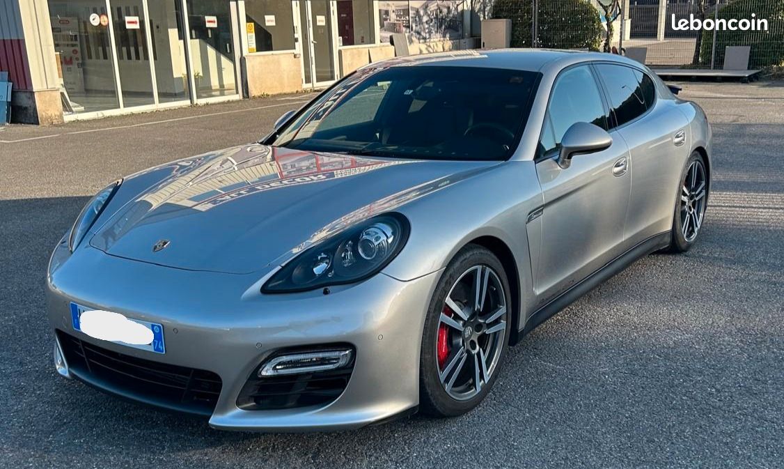 PORSCHE Panamera 4.8 V8 430 PDK GTS (image 1)