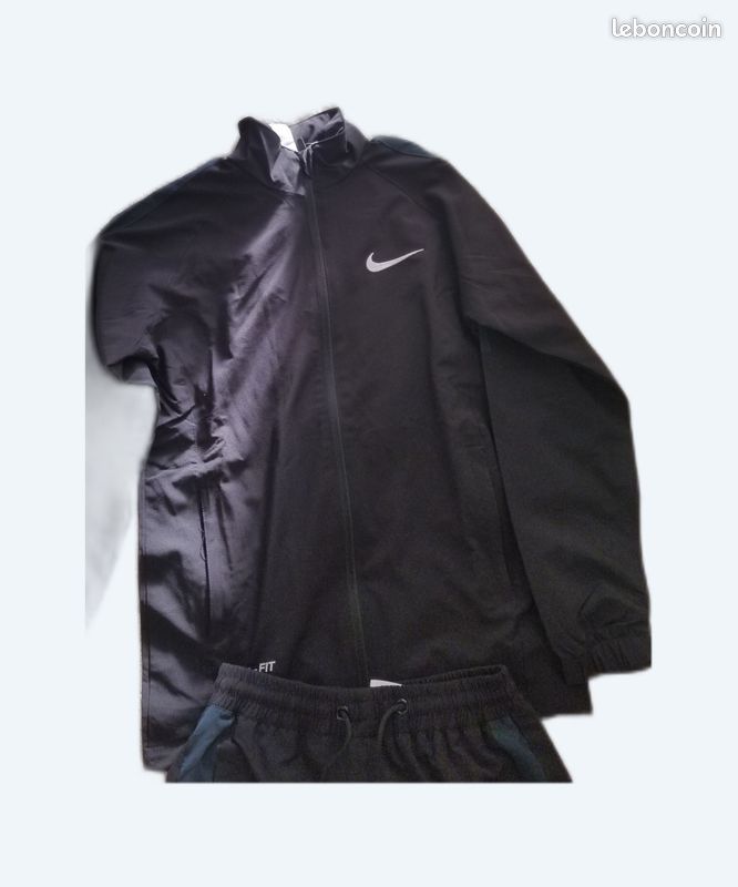 Ensemble nike (image 1)
