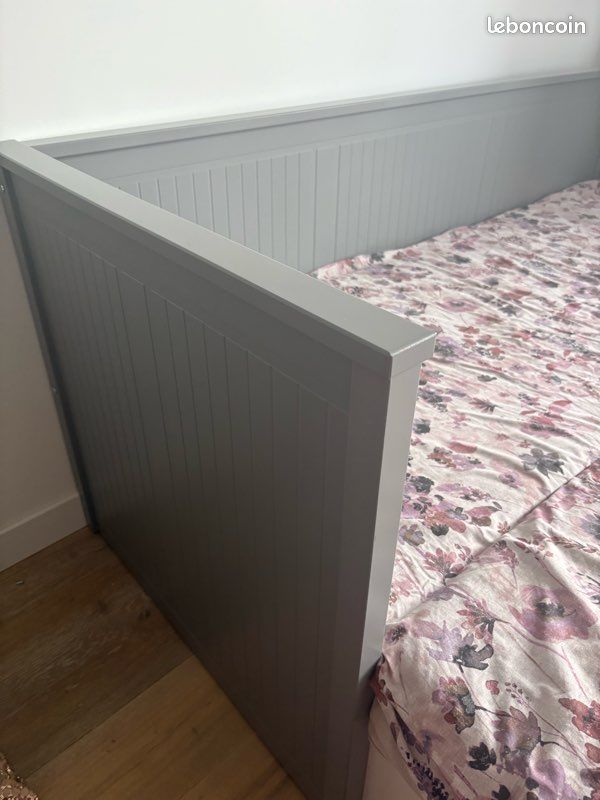 Lit HEMNES (image 4)