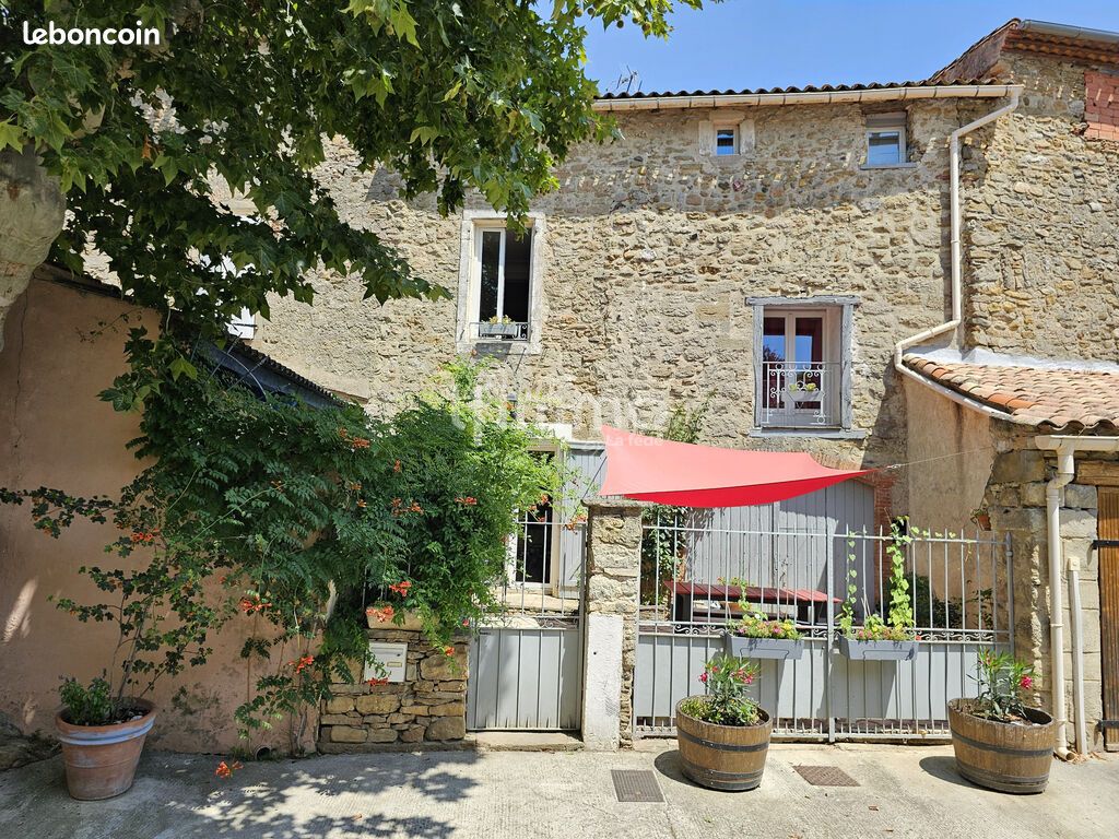 Maison 11 pièces 274 m² · à La Digne-d'Amont · 274 m² · 390 000 €